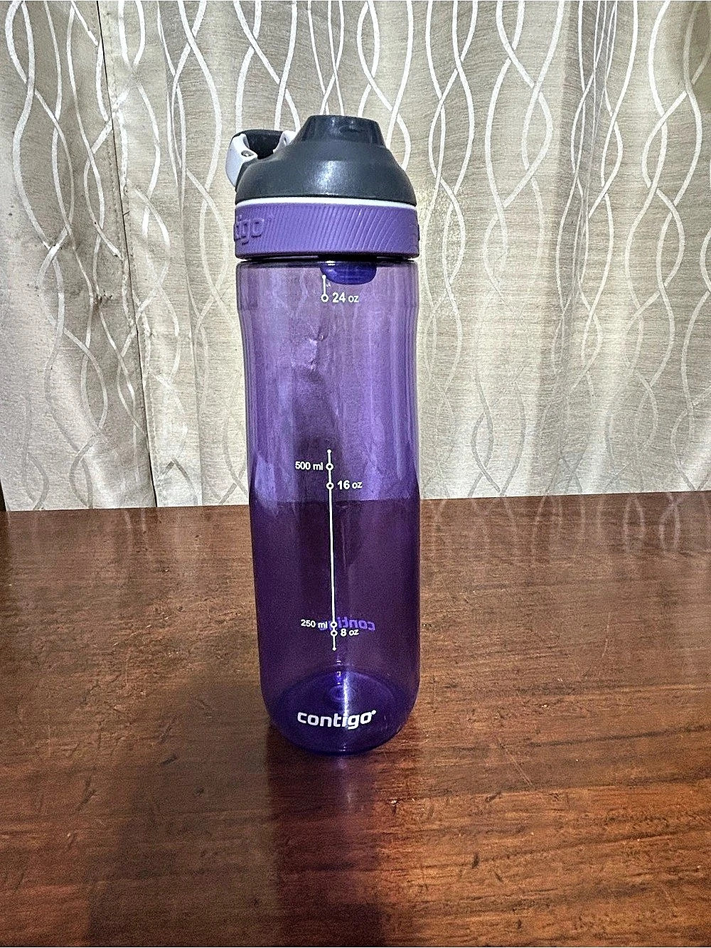 Contigo Ashland Water Bottle 24 oz Purple & Gray